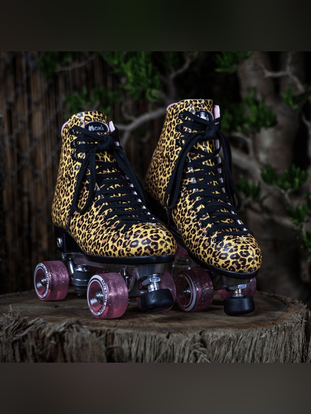 Moxi Skates, Size 9 - Picture 5 of 6